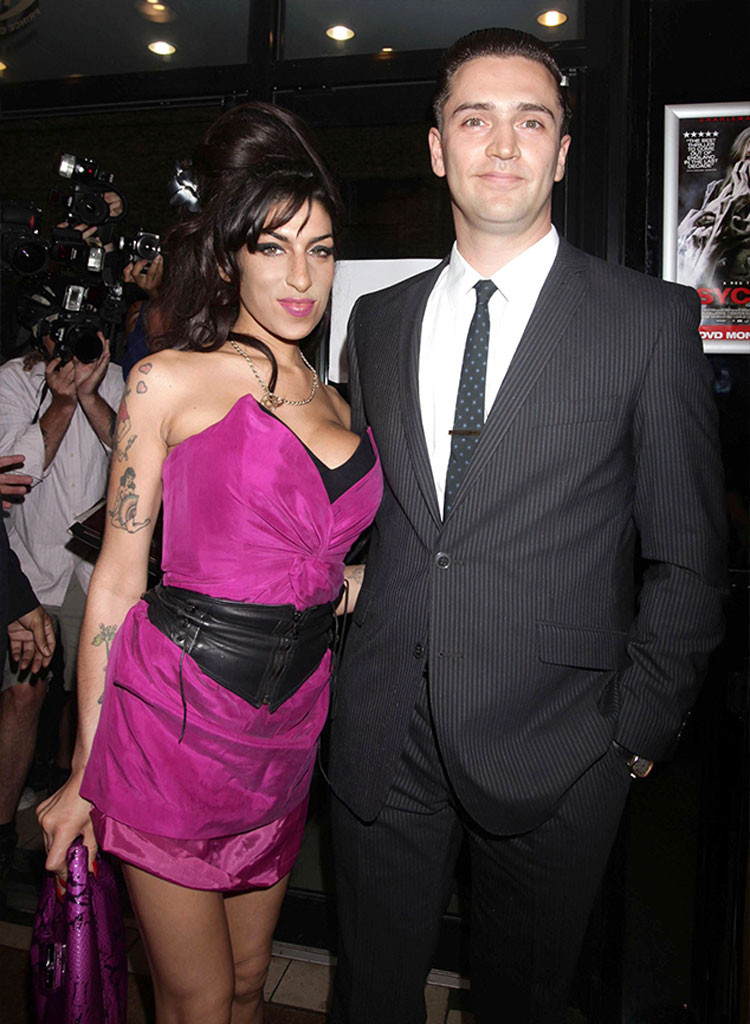 Reg Traviss, Amy Winehouse 